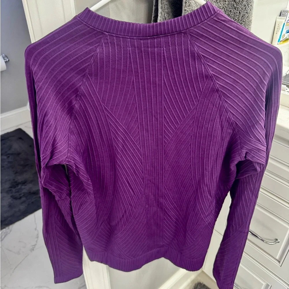 Lululemon Rest Less Pullover like new - Picture 5 of 5
